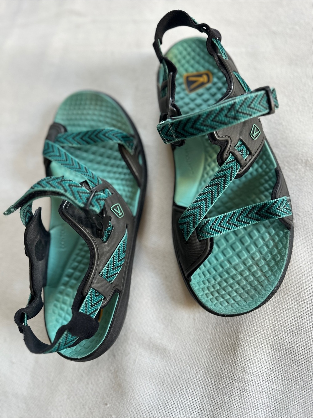 KEEN Maupin Teal Chevron Strappy Hiking Water Sandals | 10